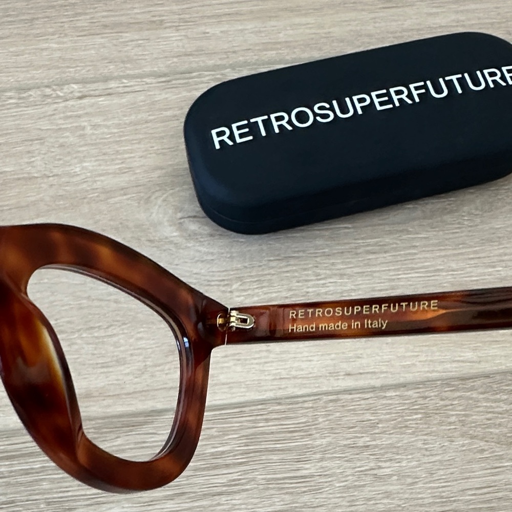 RetroSuperFuture Tortoise Shell Glasses - Picture 4 of 8